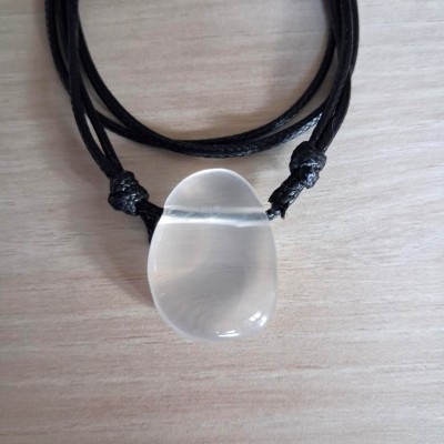 Gyrasol Hanger met zwart halskoordje