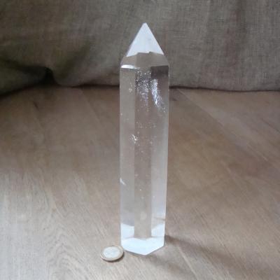 Bergkristal Geslepen punt 590 gram