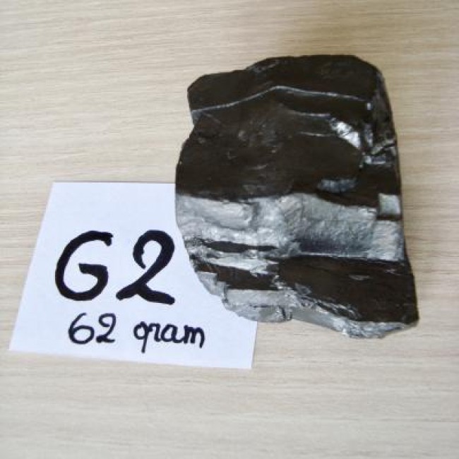 Edel Shungite B Kwal - Gepolijst G2 - 62 gram